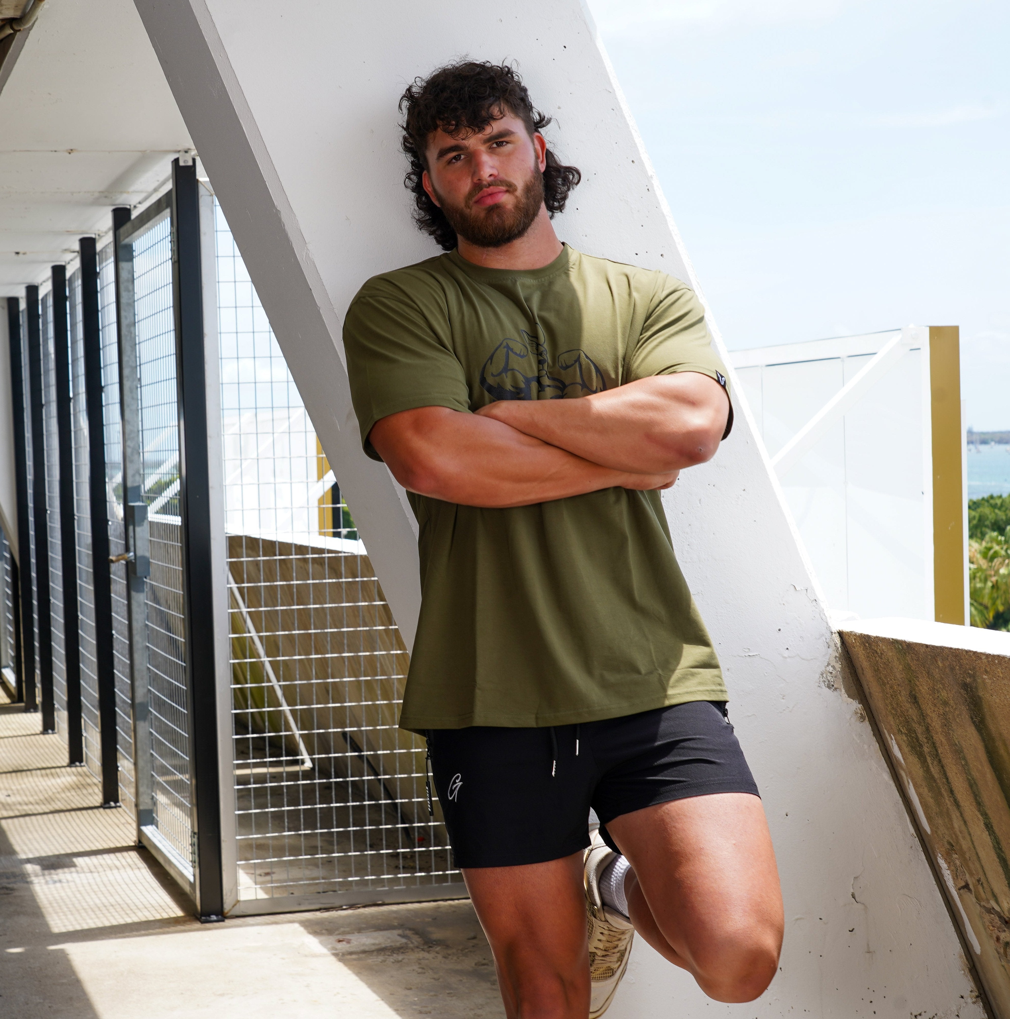 Roo Pump Tee - Olive