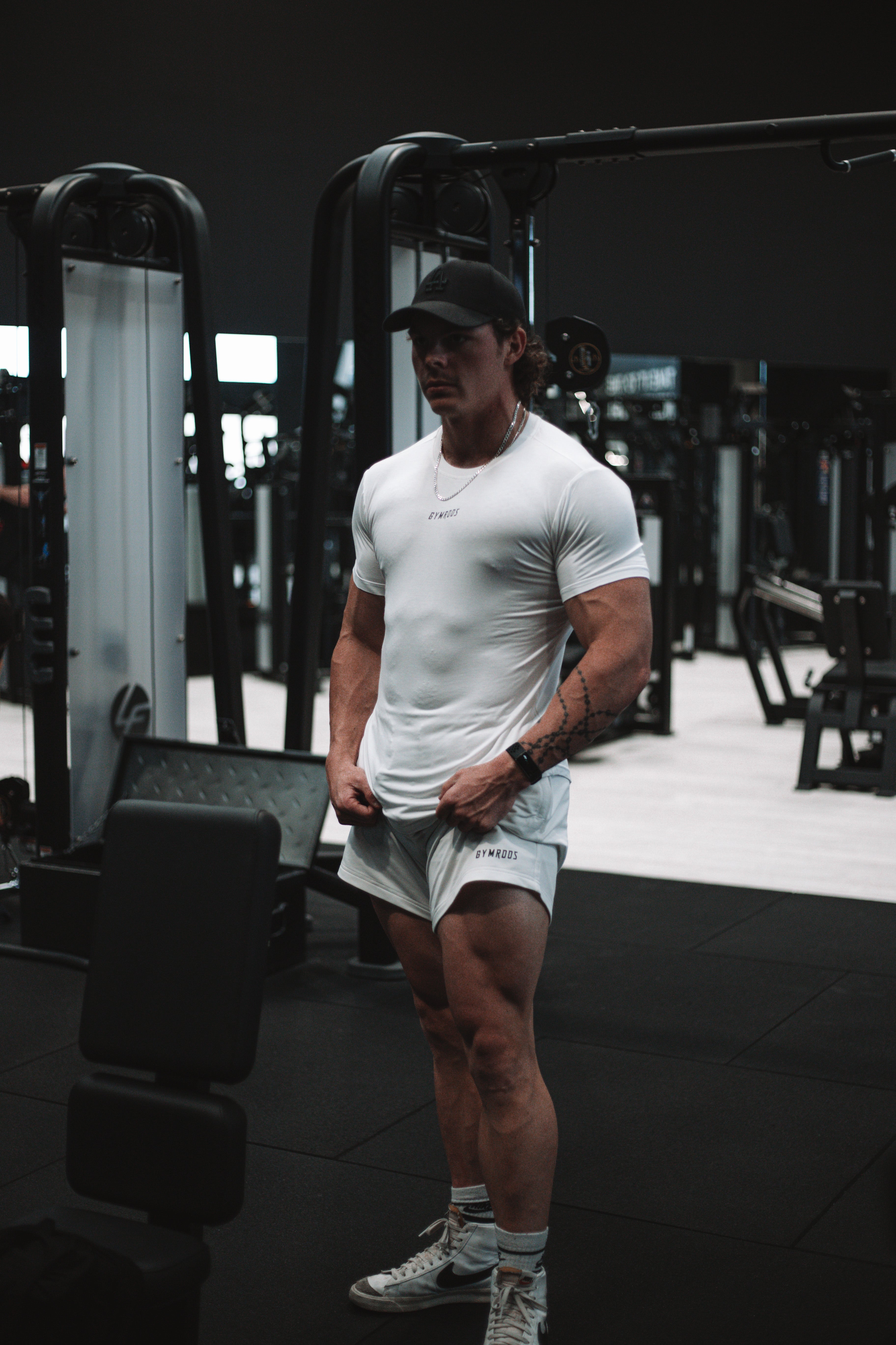 Culture Fitted Tee - White - GYMROOS