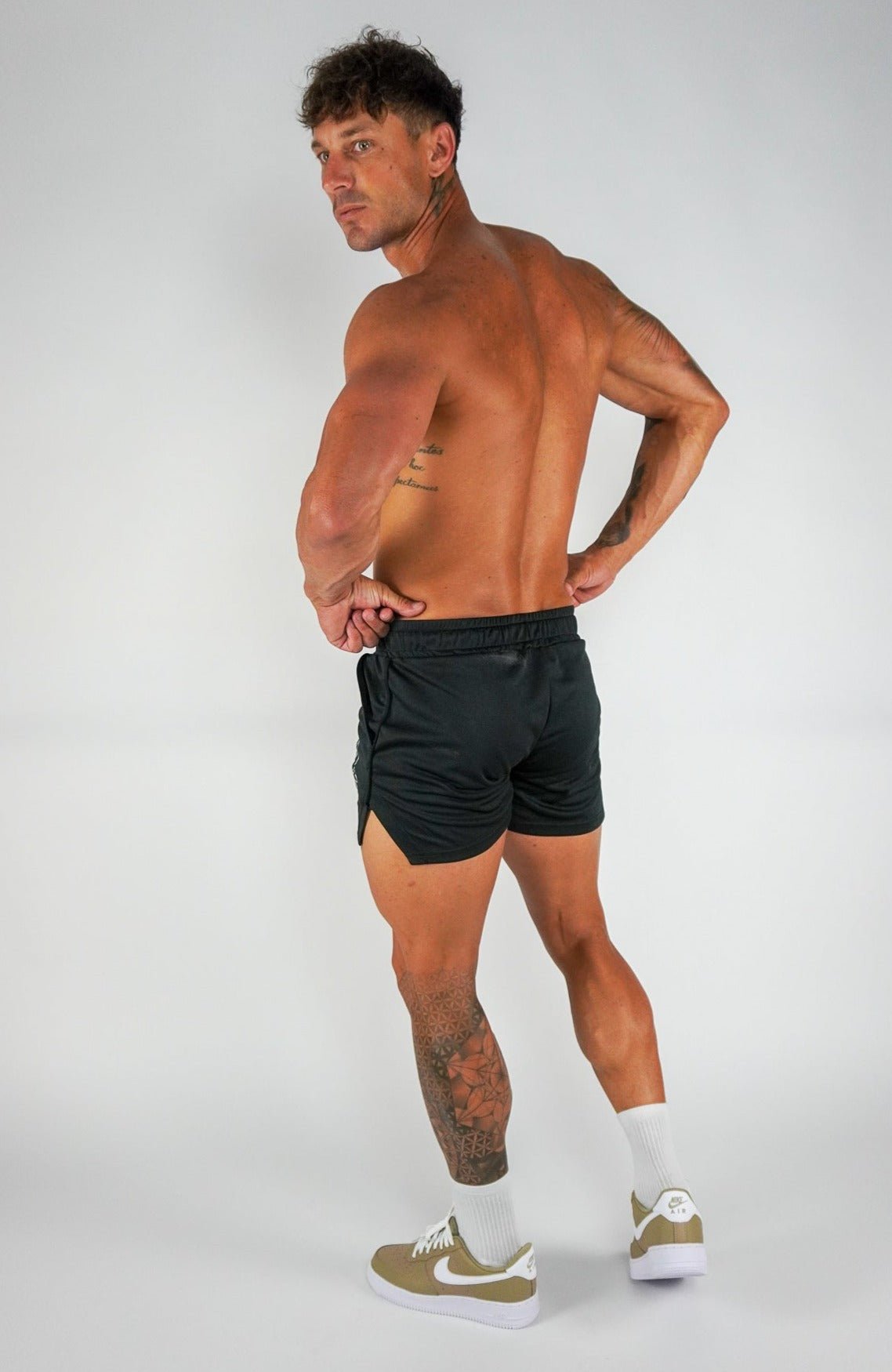 Mesh Shorts - Black - GYMROOS