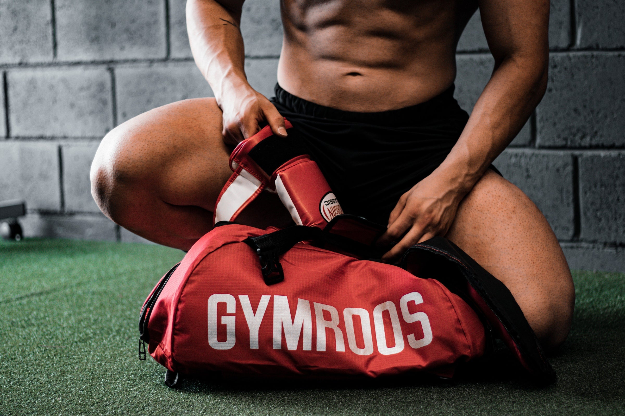 ROO DUFFLE GYM BAG - RED - GYMROOS (5858074951842)